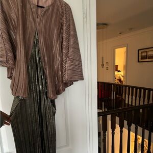 Brand new NWB Custom made dress. Fits M/L